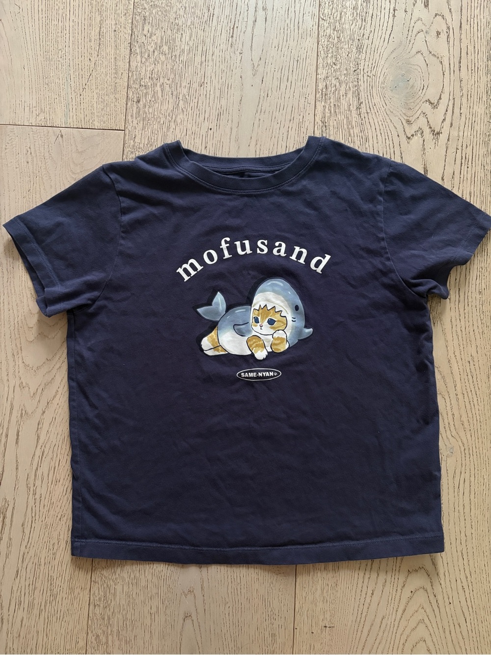 Uniqlo x Mofusand baggy baby tee